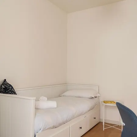 Youhosty - Savona 122 Milano